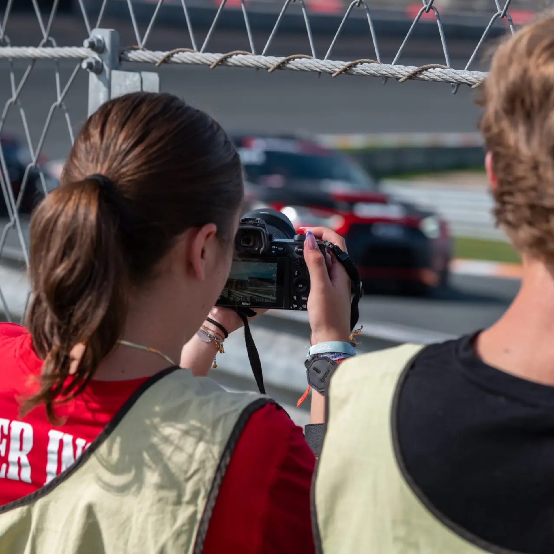 Joelle fotoshoot tijdens race event